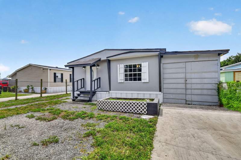3 bedroom Manufactured Home at 4710 Sunset Ranch Road, Sunset Ranch Unit 2, West Palm Beach — photo 3