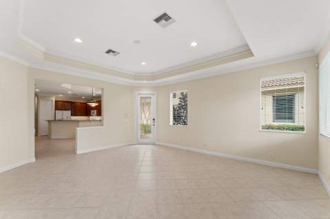 7328 Sea Pines Court, Port St. Lucie FL - photo 10 of 37