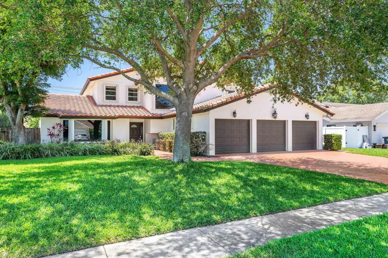 6 bedroom Single Family Residence at 1560 SW 17th Street, Palm Beach Farms, Boca Raton — photo 3