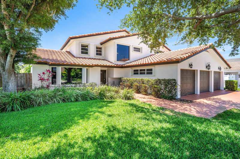 6 bedroom Single Family Residence at 1560 SW 17th Street, Palm Beach Farms, Boca Raton — photo 1