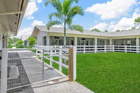 1464 Stallion Drive, Loxahatchee FL - photo 14 of 91