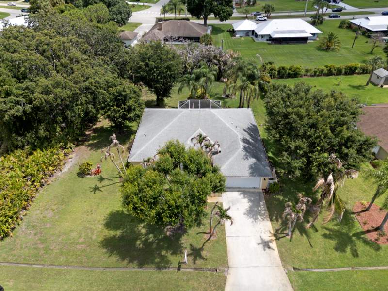 4 bedroom Single Family Residence at 2017 SE Allamanda Drive, Sandpiper Bay Community, Port St. Lucie — photo 4