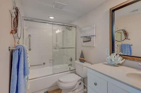 5550 N Ocean Drive #3c, Riviera Beach FL - photo 23 of 68