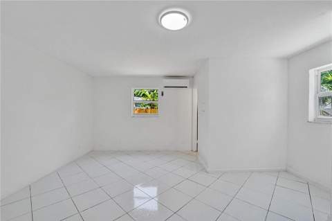 2422 Sherman Street, Hollywood FL - photo 6 of 28