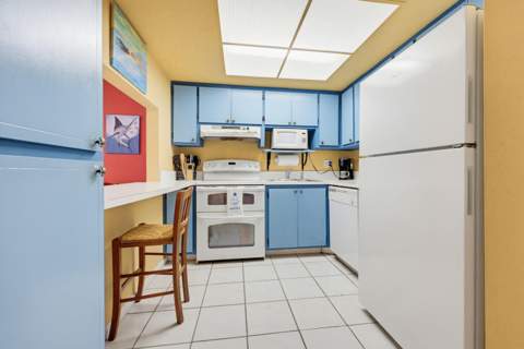 342 Southwind Drive #118, North Palm Beach FL - photo 8 of 38