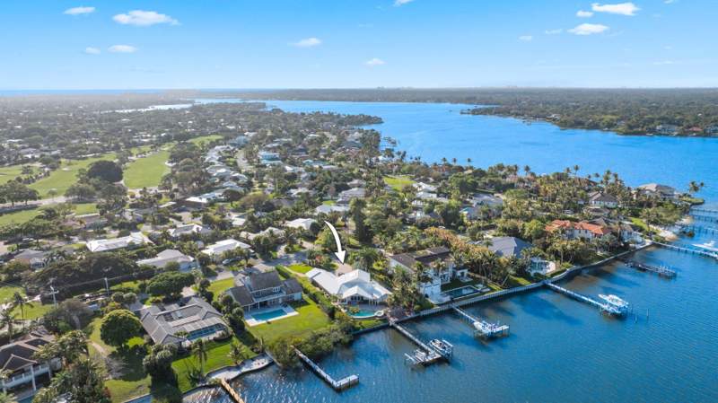 4 bedroom Single Family Residence at 163 River Drive, Tequesta Country Club, Tequesta — photo 3