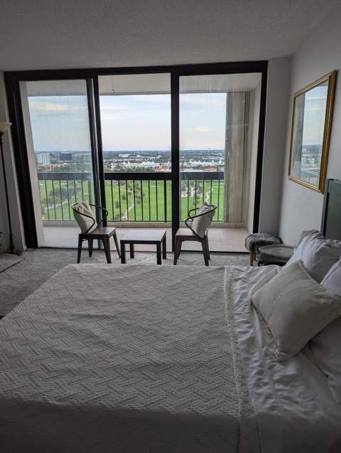 2425 Presidential Way #1905, West Palm Beach FL - photo 8 of 23