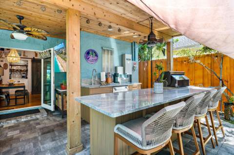823 Selkirk Street, West Palm Beach FL - photo 24 of 35