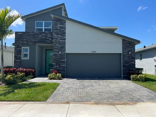 11365 SW Lyra Drive