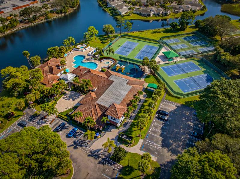 4 bedroom Single Family Residence at 113 Egret Circle, River Bridge Pud 2D, Greenacres — photo 4
