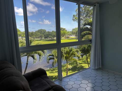 309 Grantham A, Deerfield Beach FL - photo 24 of 28