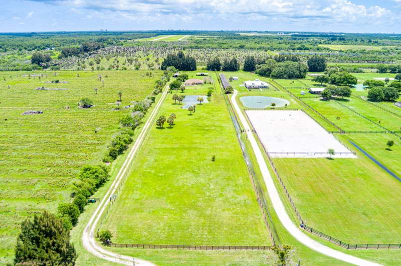 3 bedroom Single Family Residence at 3768 Seminole Road, Seminole Acres Subdivision, Fort Pierce — photo 3