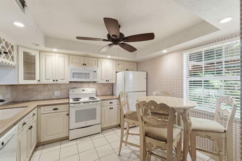 2 bedroom Condominium at 640 Tennis Club Drive #103, Tennis Club Mc Loughlin Condo, Fort Lauderdale — photo 5