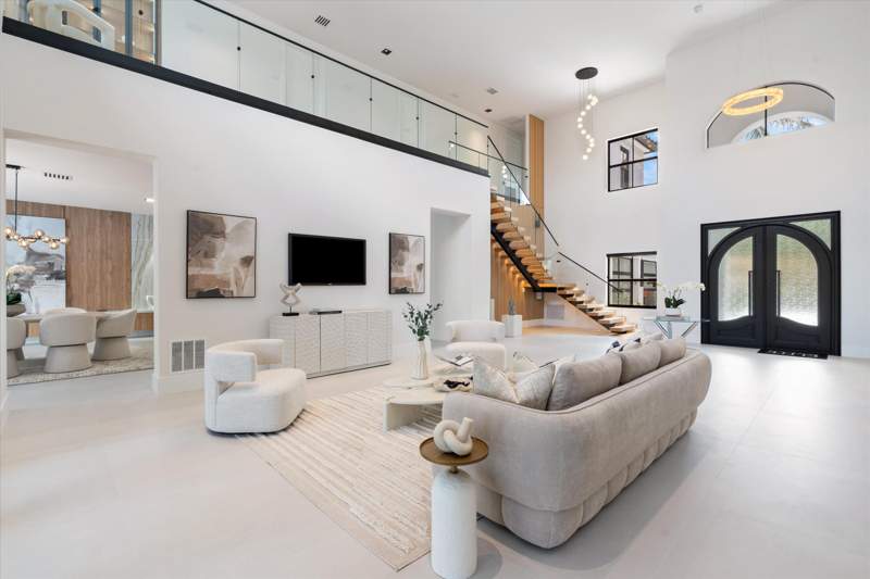 5 bedroom Single Family Residence at 17585 Middlebrook Way, Fox Hill Estates Of Boca Raton, Boca Raton — photo 4