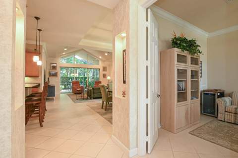 7600 Greenbrier Circle, Port St. Lucie FL - photo 21 of 75