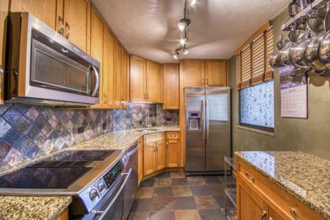 136 Lakeshore Drive #211, North Palm Beach FL - photo 13 of 30