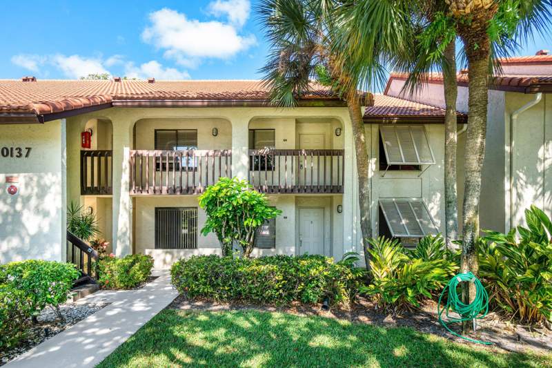 2 bedroom Condominium at 10137 Mangrove Drive #203, Banyan Springs, Boynton Beach — photo 2