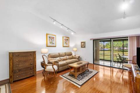 10137 Mangrove Drive #203, Boynton Beach FL - photo 6 of 64