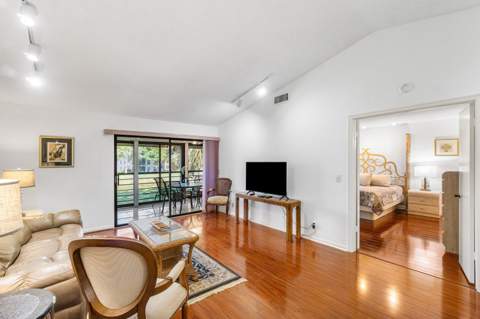10137 Mangrove Drive #203, Boynton Beach FL - photo 7 of 64