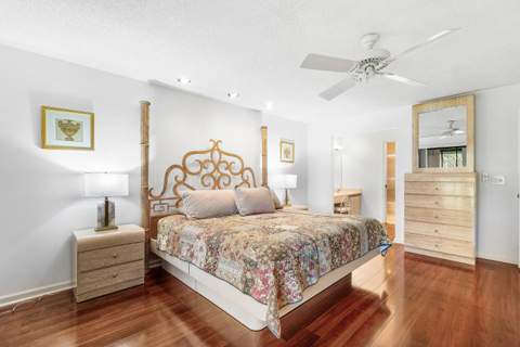 10137 Mangrove Drive #203, Boynton Beach FL - photo 15 of 64