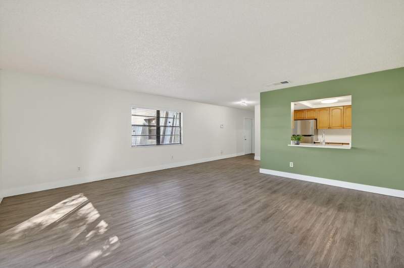1 bedroom Condominium at 2513 S 17th Street #206, Woodlands Condominium Apartment Building 2, Fort Pierce — photo 5