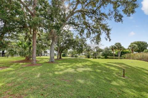2513 S 17th Street #206, Fort Pierce FL - photo 19 of 26