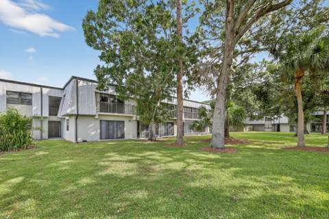 2513 S 17th Street #206, Fort Pierce FL - photo 20 of 26