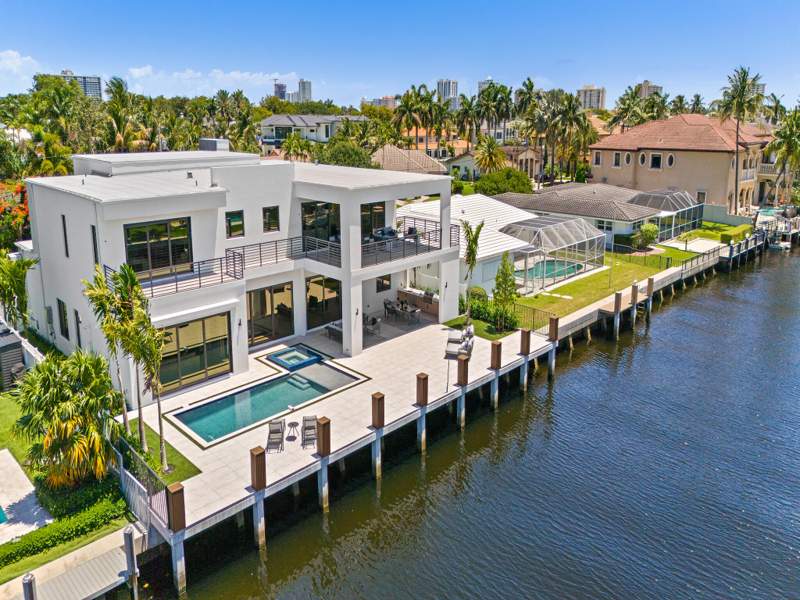 5 bedroom Single Family Residence at 3110 NE 59th Street, Landings Second Sec, Fort Lauderdale — photo 2