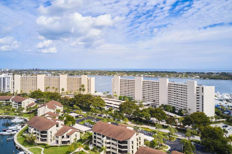 2 bedroom Condominium at 136 Lakeshore Drive #211, Old Port Cove, North Palm Beach — photo 3