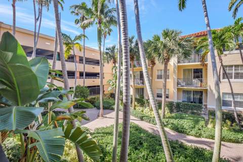 1803 N Flagler Drive #203, West Palm Beach FL - photo 6 of 22