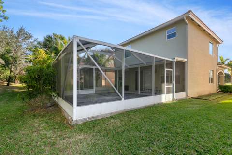 1086 NW Leonardo Circle, Port St. Lucie FL - photo 6 of 30