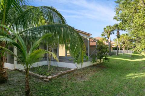 1086 NW Leonardo Circle, Port St. Lucie FL - photo 7 of 30