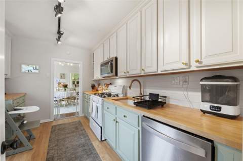 117 S Palmway, Lake Worth Beach FL - photo 7 of 35