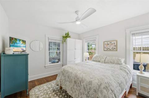 117 S Palmway, Lake Worth Beach FL - photo 13 of 35