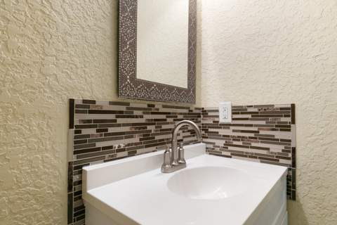 1086 NW Leonardo Circle, Port St. Lucie FL - photo 17 of 30