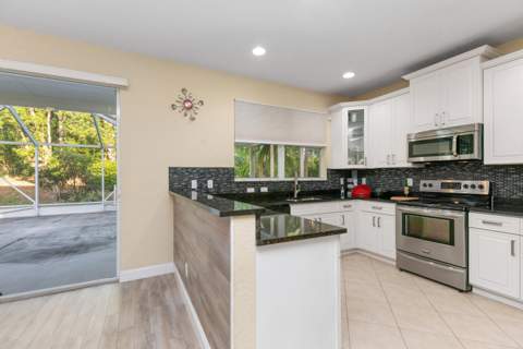 1086 NW Leonardo Circle, Port St. Lucie FL - photo 20 of 30