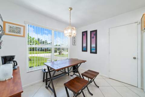 6303 Silver Moon Lane, Greenacres FL - photo 14 of 47