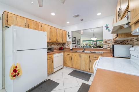 6303 Silver Moon Lane, Greenacres FL - photo 17 of 47