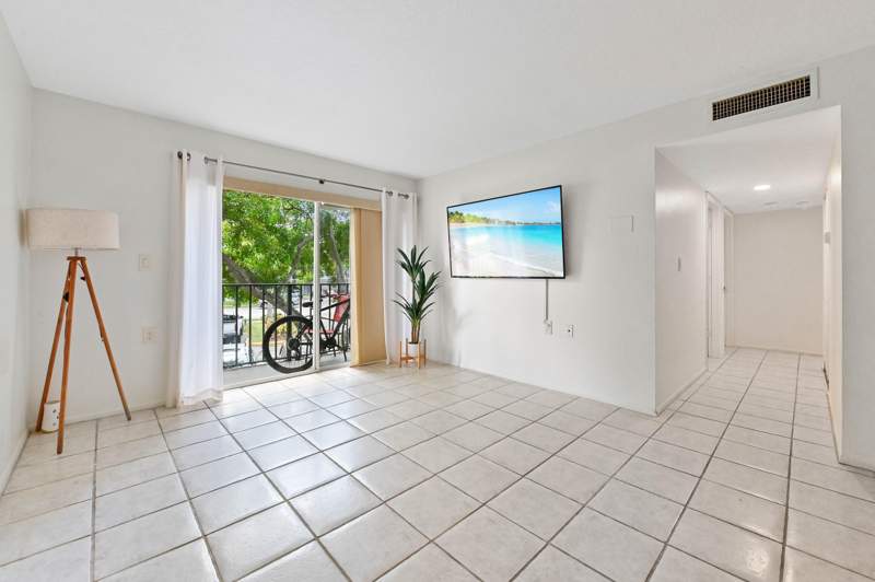 2 bedroom Condominium at 1089 N Benoist Farms Road #205, St. Andrews Palm Beach, West Palm Beach — photo 3