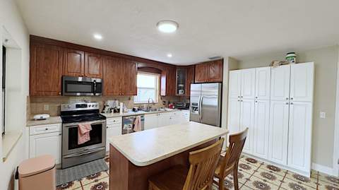 411 SE 4th Street, Dania Beach FL - photo 9 of 70
