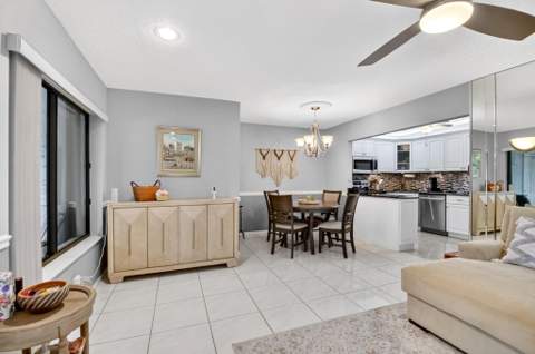 207 Pine Hov Circle #D2, Greenacres FL - photo 12 of 36