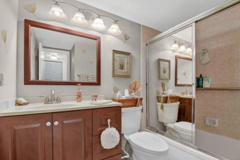 207 Pine Hov Circle #D2, Greenacres FL - photo 17 of 36
