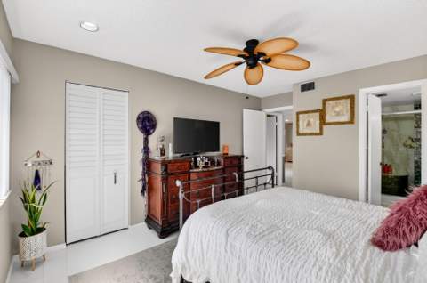 207 Pine Hov Circle #D2, Greenacres FL - photo 24 of 36