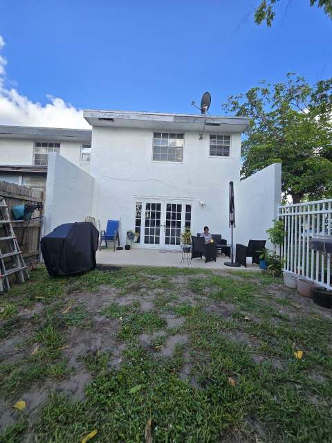 7900 SW 7th Place, North Lauderdale FL - photo 18 of 21