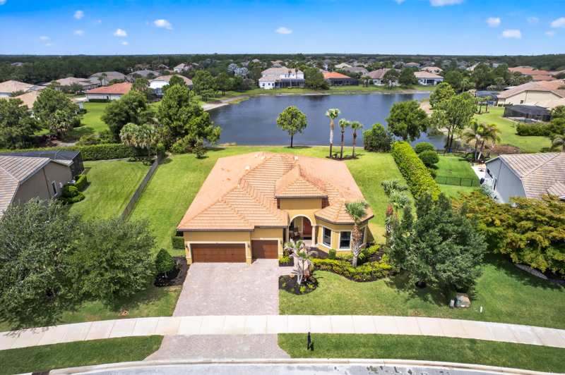 3 bedroom Single Family Residence at 941 SW Sea Green Street, Sand Trail (Aka Copperleaf), Palm City — photo 1