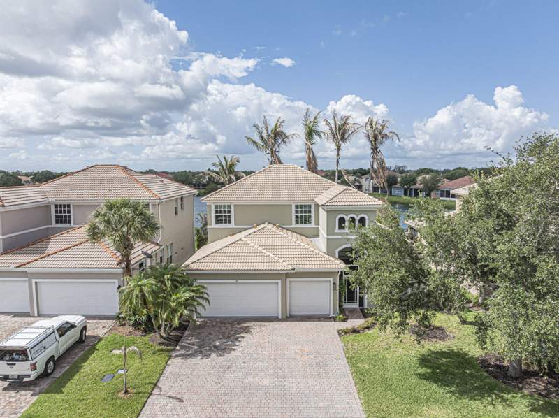 3 bedroom Single Family Residence at 391 NW Sheffield Circle, St James Golf Club Pod E Phase II, Port St. Lucie — photo 4