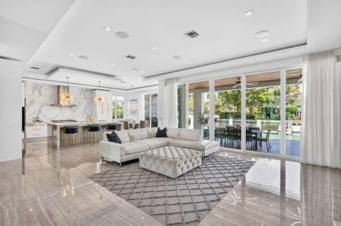 39 Pelican Drive, Fort Lauderdale FL - photo 10 of 137