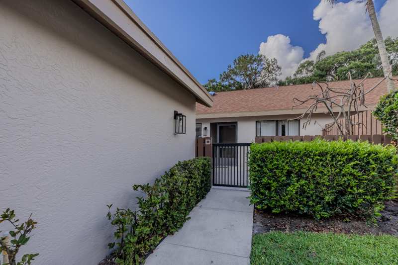 2 bedroom Condominium at 2054 SW Silver Pine Way #123d, Pine Ridge At Martin Downs Condo, Palm City — photo 1