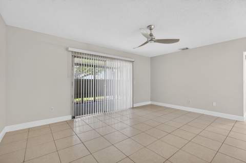 3911 NW Cinnamon Tree Circle, Jensen Beach FL - photo 13 of 42