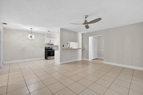 3911 NW Cinnamon Tree Circle, Jensen Beach FL - photo 16 of 42